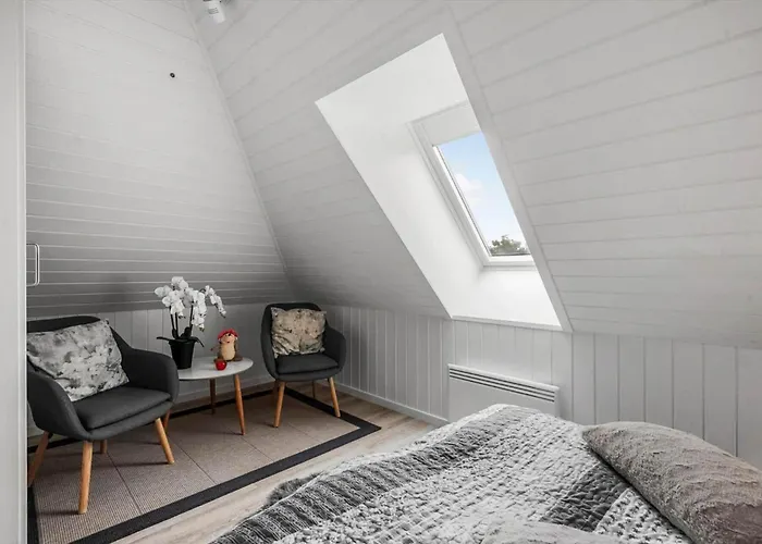 Bv120-blavand-ingridsvej-12 * Blåvand